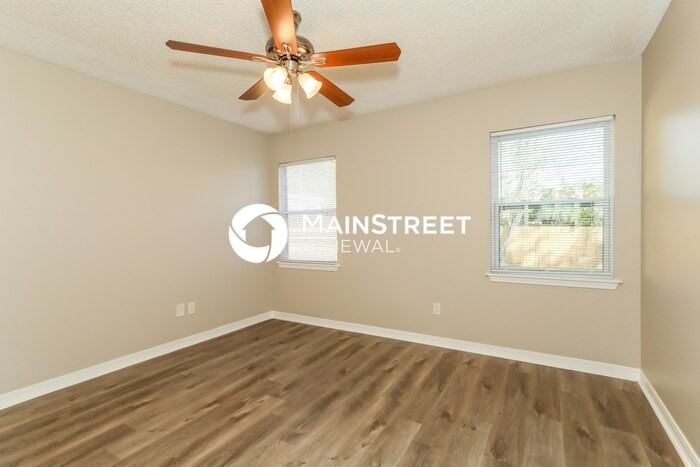 7710 Pepper Cir W - Photo 7 of 15