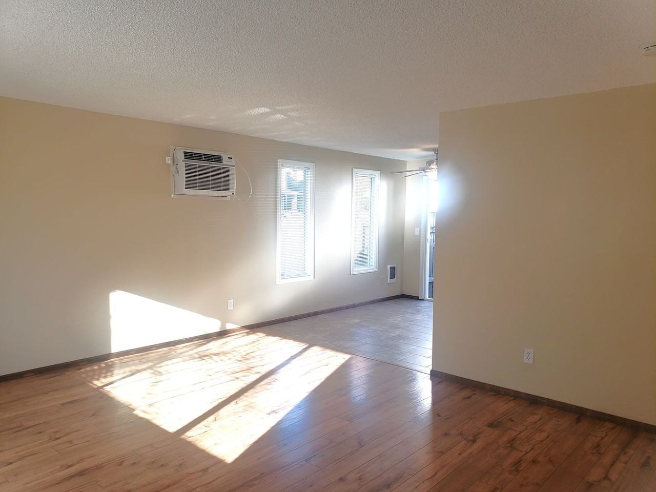 1307 Se Lafayette St - Photo 4 of 22