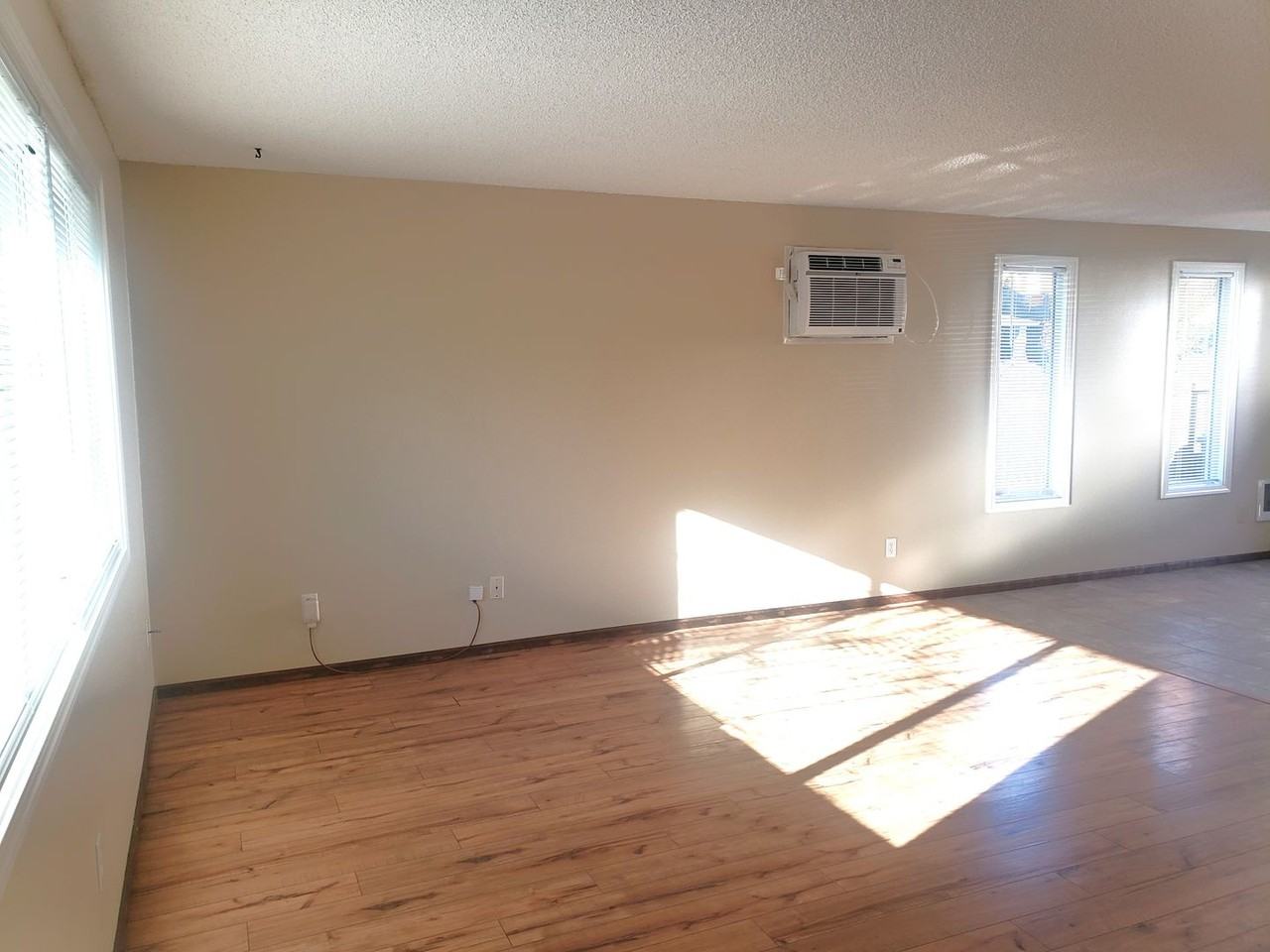 1307 Se Lafayette St - Photo 5 of 22