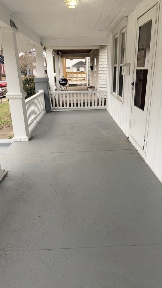 2327 Eastview Ave - Photo 7 of 41