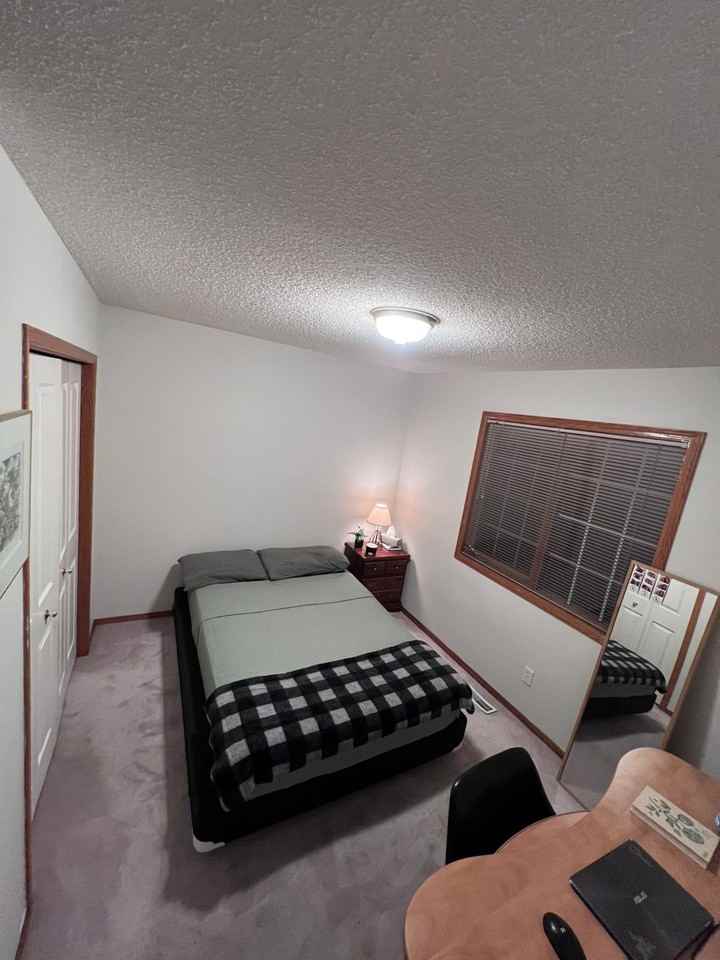 Hawkmount Close Northwest - Photo 4 of 10