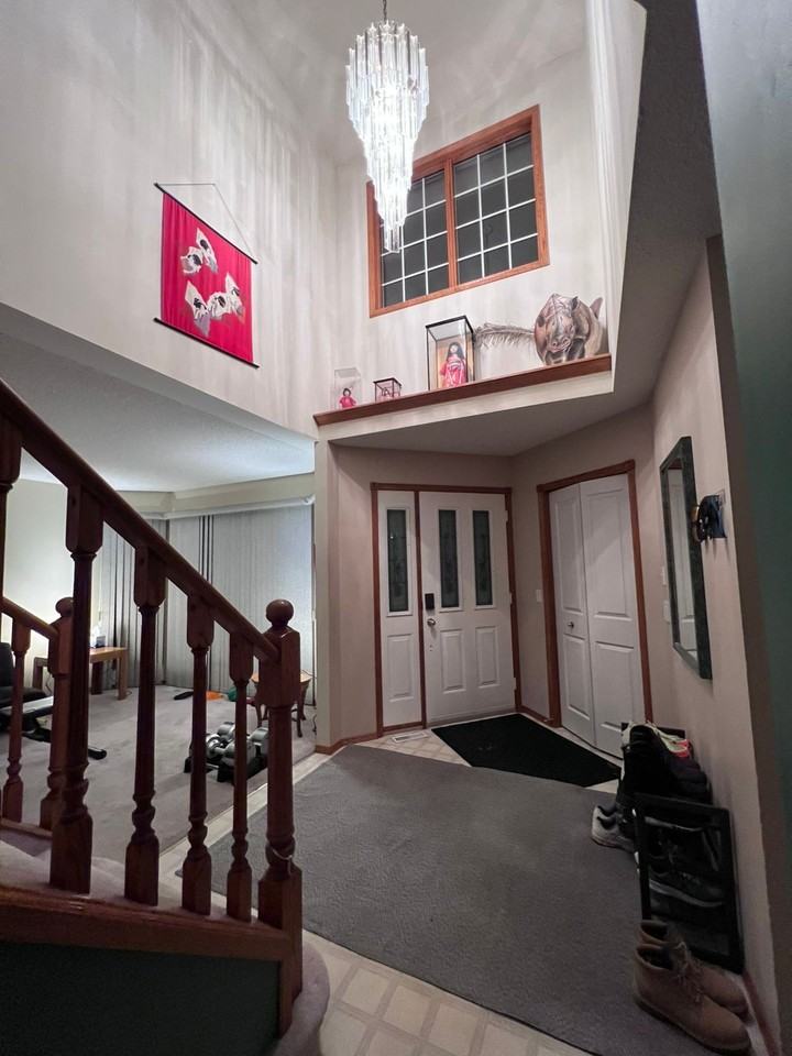 Hawkmount Close Northwest - Photo 7 of 10