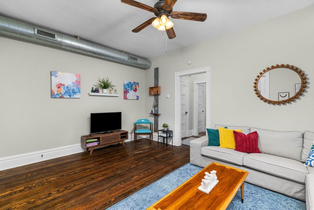 2819 Shenandoah - 2819 A #2819A - Photo 2 of 41