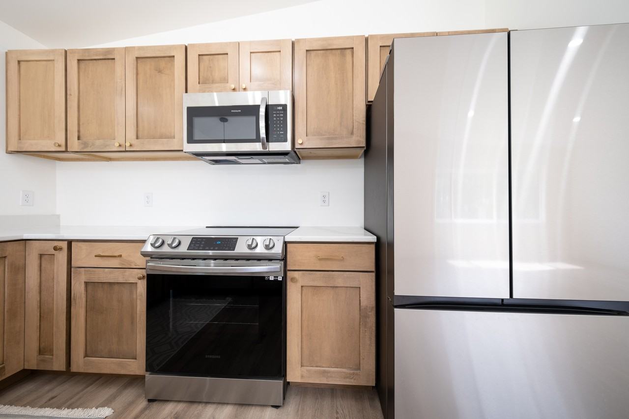 3052 16th St Nw #1 - Photo 6 of 30