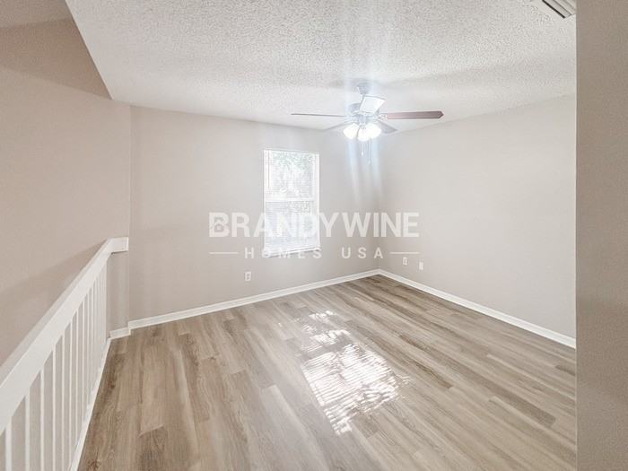 2303 Needham Dr - Photo 6 of 25