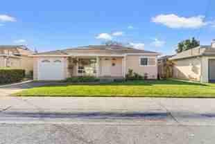 1642 Via Helena - Photo 1 of 1