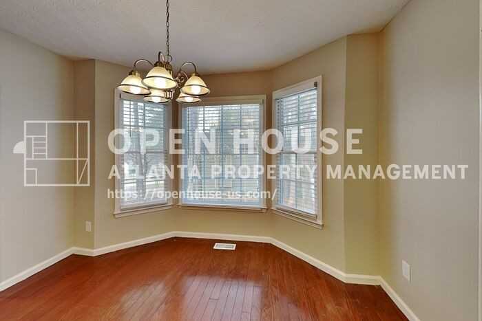 284 Kent Ln - Photo 6 of 22