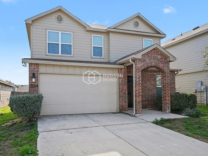 7524 Twin Pine Ct - Photo 4 of 33