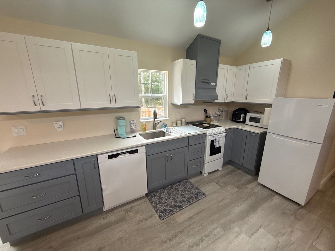 6230 West Glen Robbin Court - Photo 2 of 19