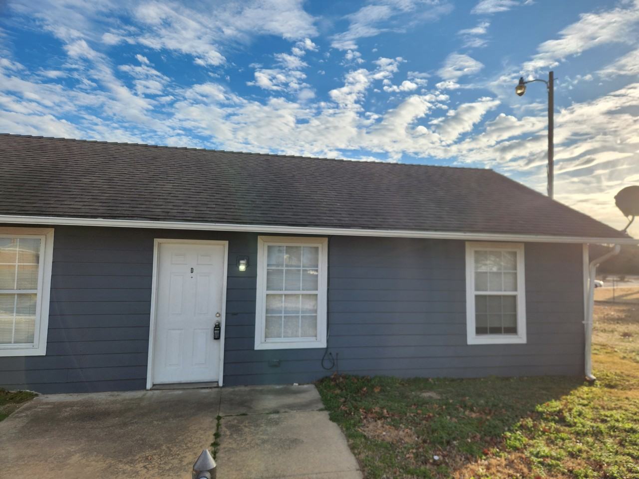 218 E 14th St #1 - Photo 2 of 10