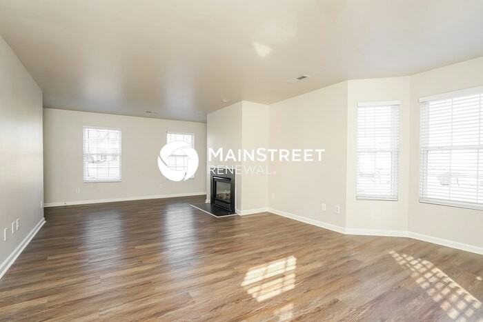 2115 Gramercy Park Dr - Photo 4 of 19