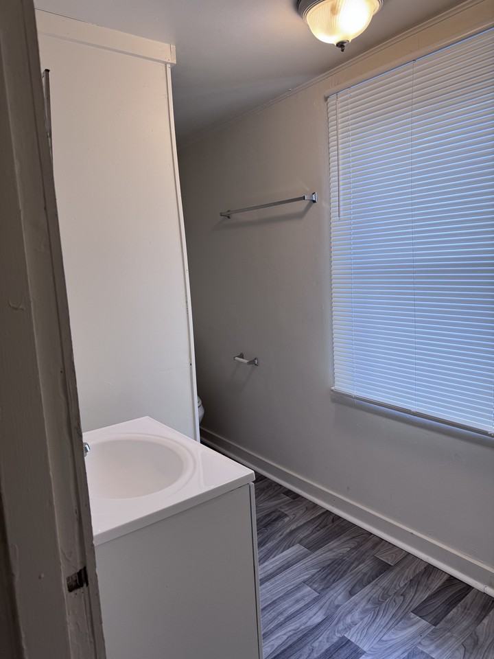 214 State St #214 - Photo 7 of 18