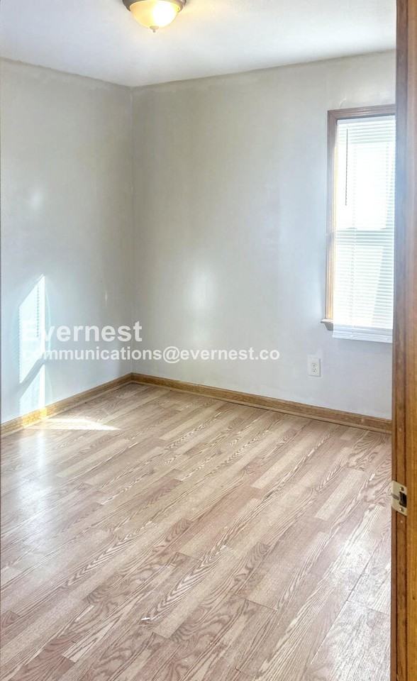 4217 Stilmore Rd - Photo 6 of 32