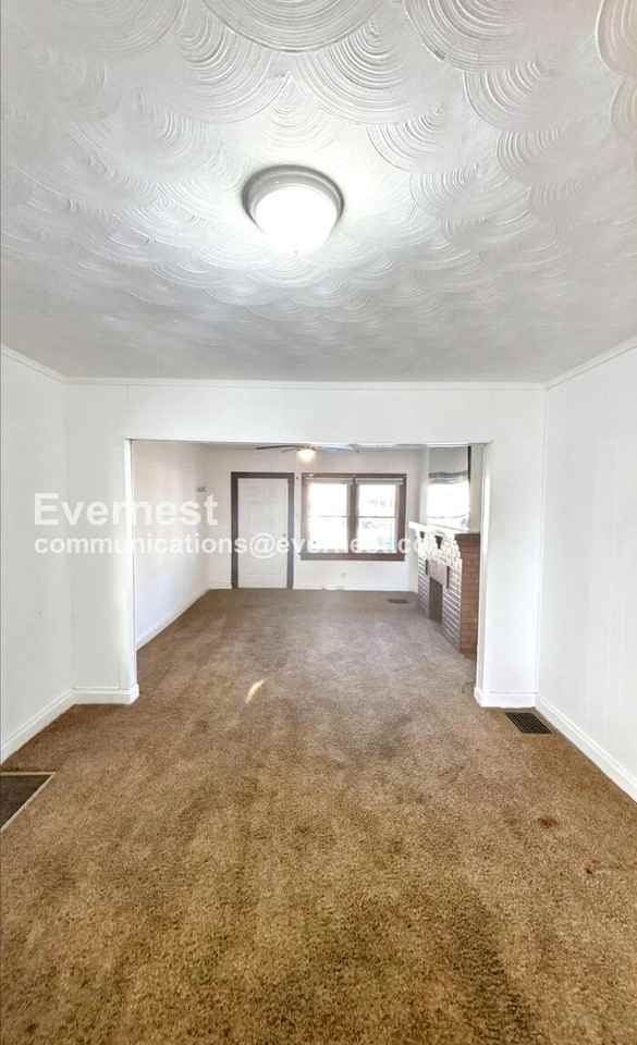 661 S Burgess Ave - Photo 7 of 49