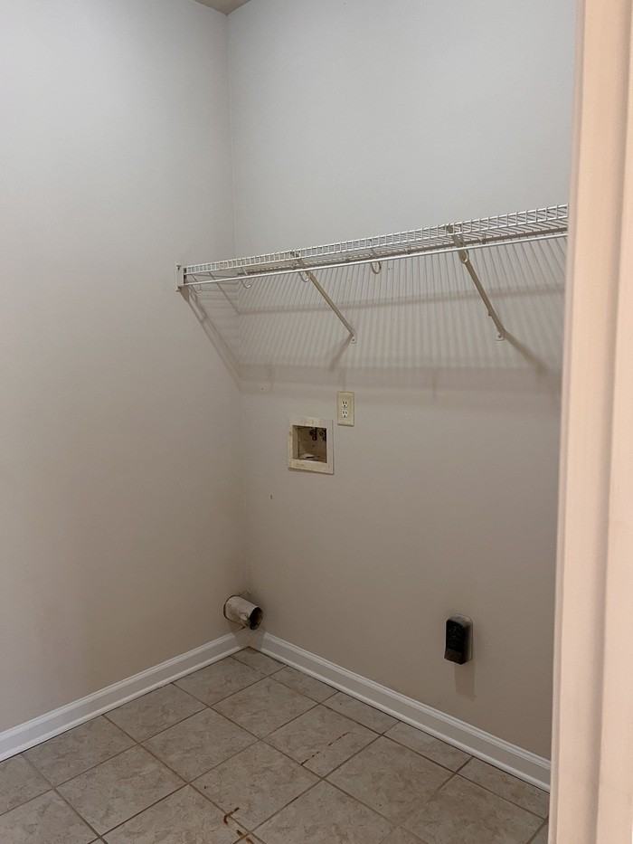 9117 Belaire St - Photo 6 of 11