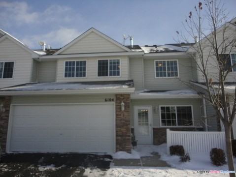 6104 Maclynn Ave Ne - Photo 2 of 13