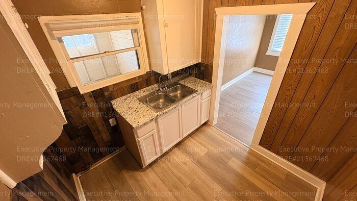 1625 Camino Sierra #2 - Photo 5 of 25