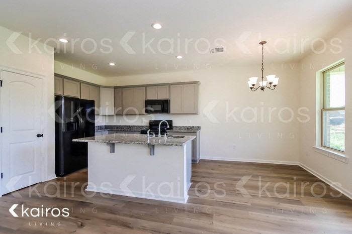 149 Haygood Pt - Photo 5 of 15