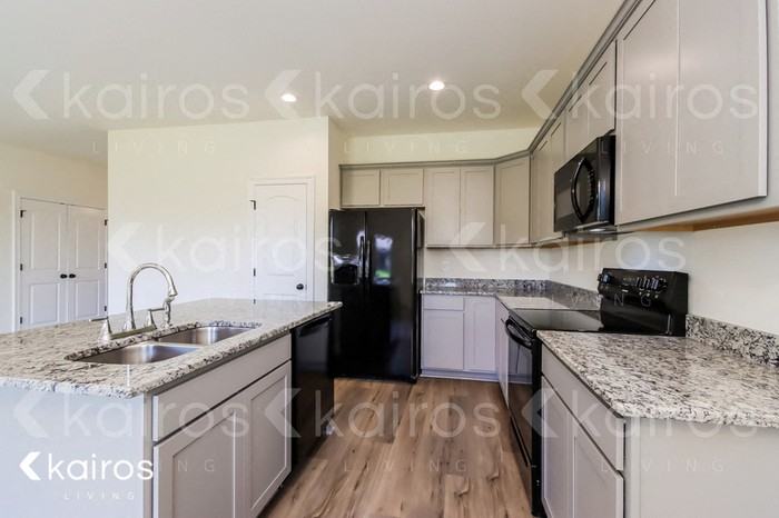 149 Haygood Pt - Photo 6 of 15