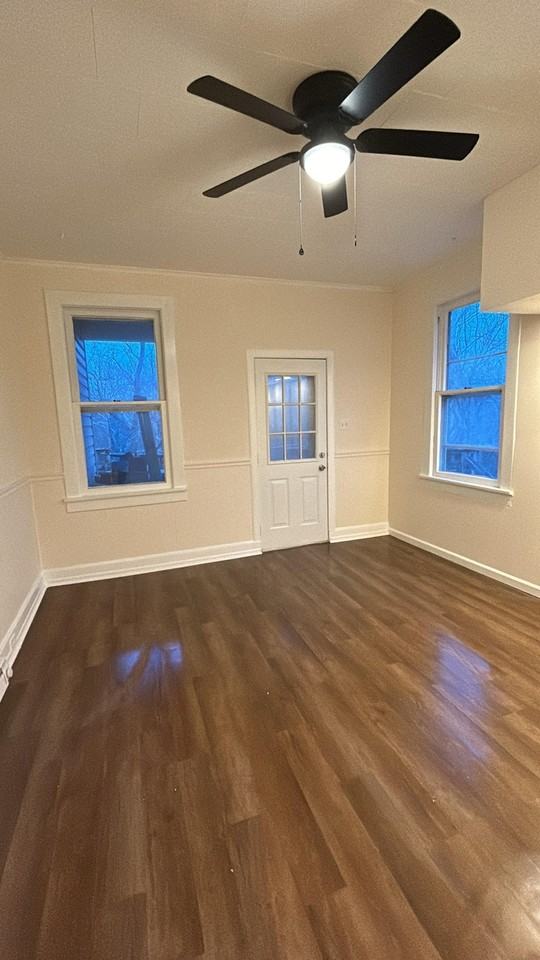 2717 Cedarhurst Rd #4 - Photo 4 of 8