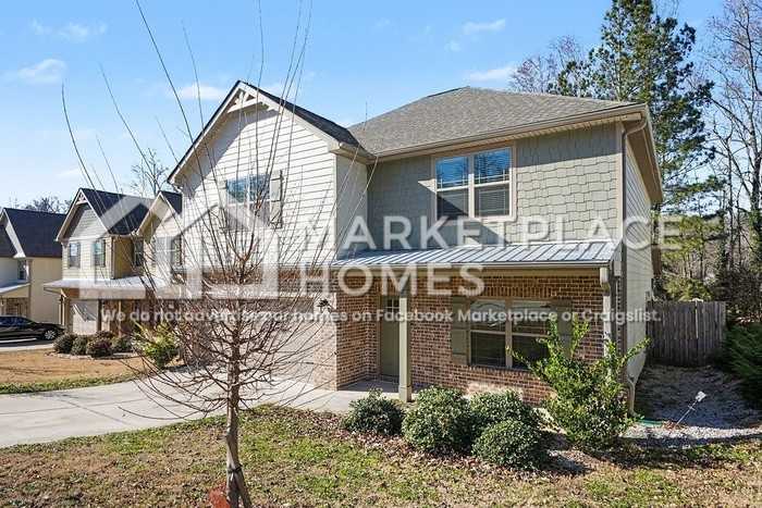 845 Crescent Ln - Photo 4 of 31