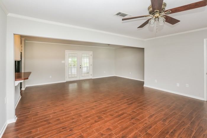 103 Springridge Dr - Photo 2 of 10