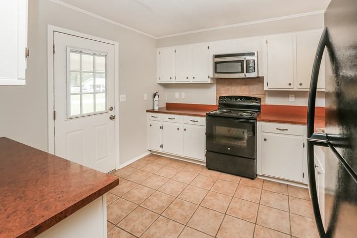 103 Springridge Dr - Photo 4 of 10