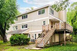 featured image of 2504 University Dr