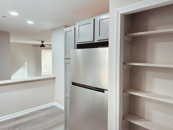 2553 Terrace Trl - Photo 3 of 16