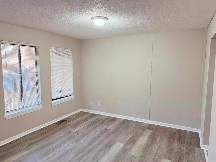 2553 Terrace Trl - Photo 4 of 16