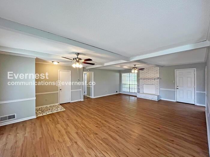 848 Rasco Rd W - Photo 3 of 15