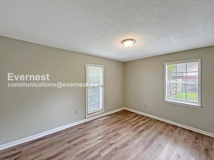 848 Rasco Rd W - Photo 7 of 15