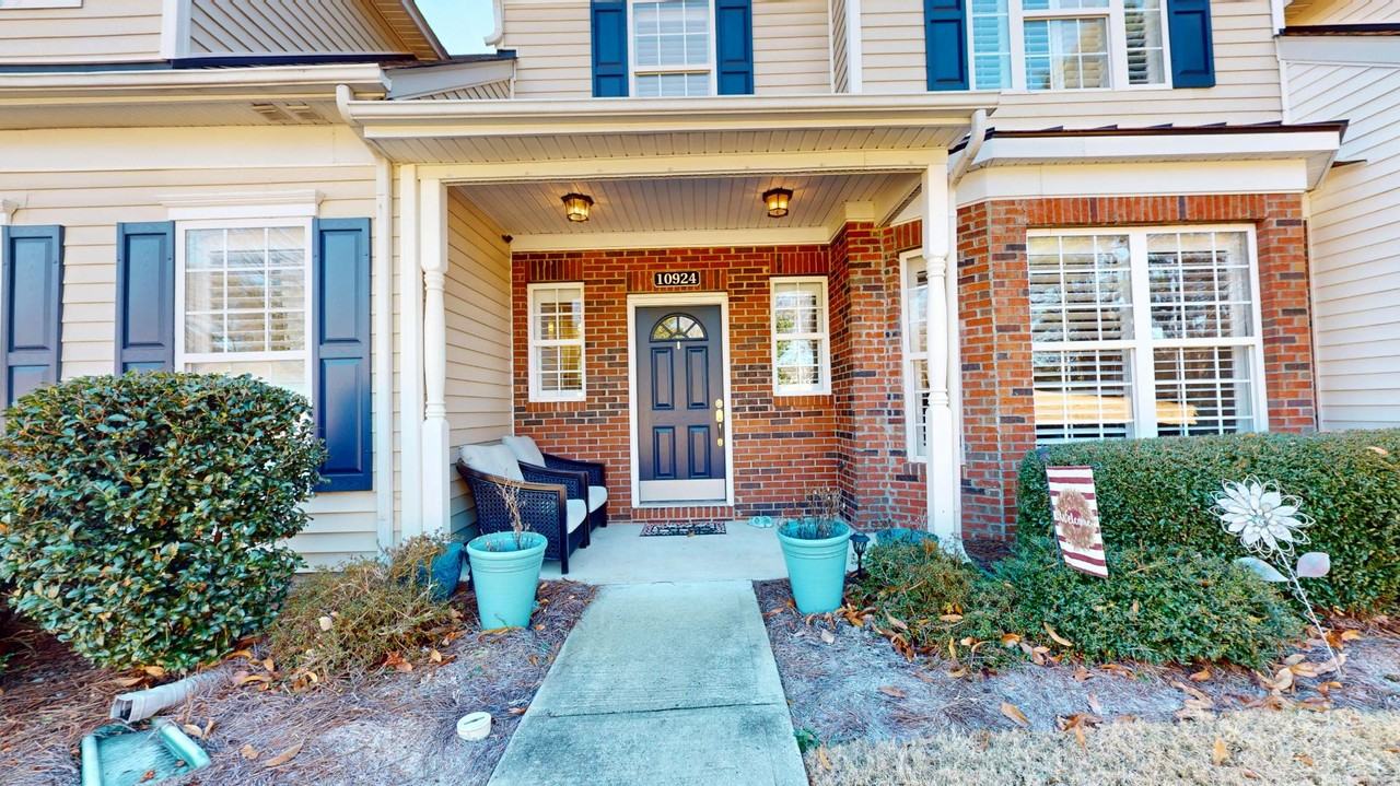 10924 Alderbrook Ln - Photo 6 of 20