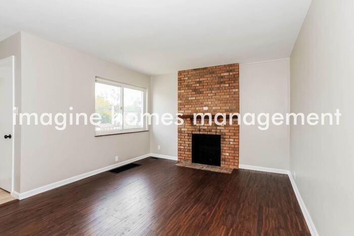 6631 Salem Rd - Photo 5 of 21