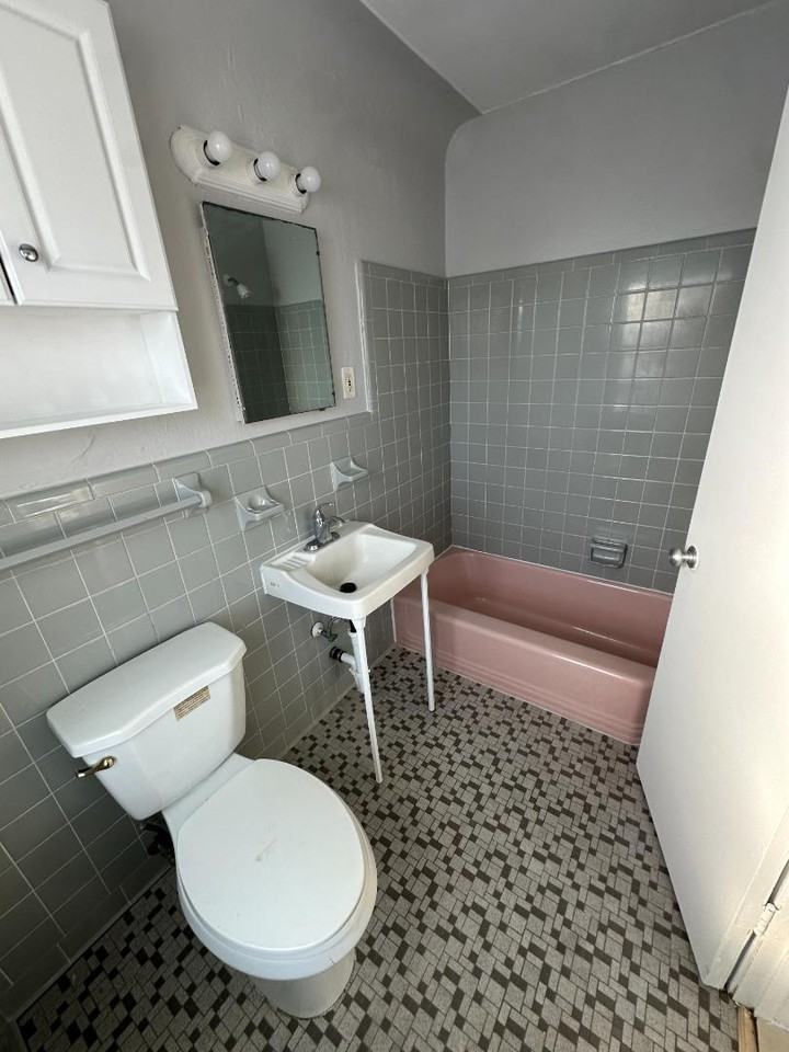 1701 16th St N - Photo 4 of 4