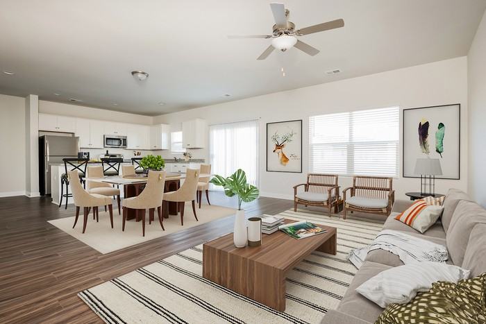 238 Clydesdale Cir - Photo 4 of 13