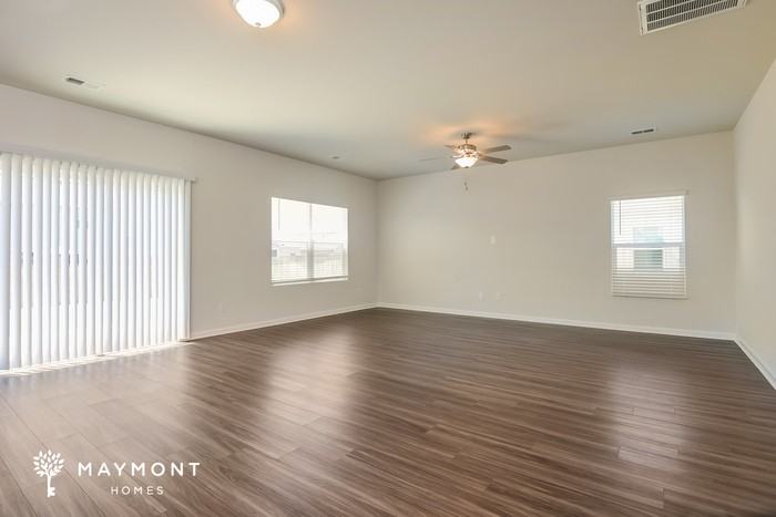 238 Clydesdale Cir - Photo 6 of 13