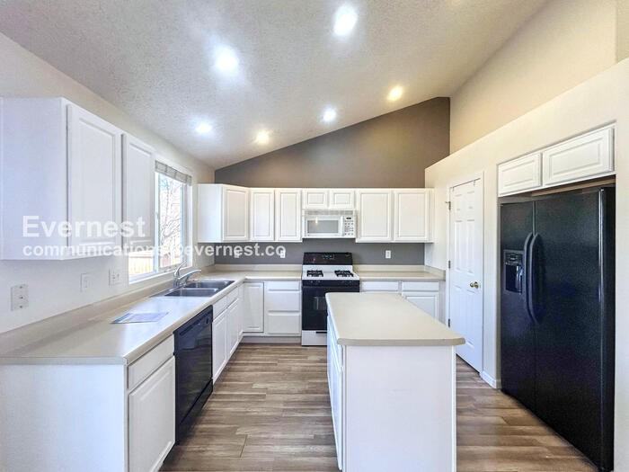 4283 Coolwater Dr - Photo 2 of 27