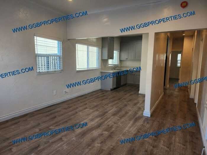 316 W 8th St #316 - Photo 5 of 17