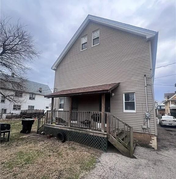 1252 E 134th St - Photo 3 of 5