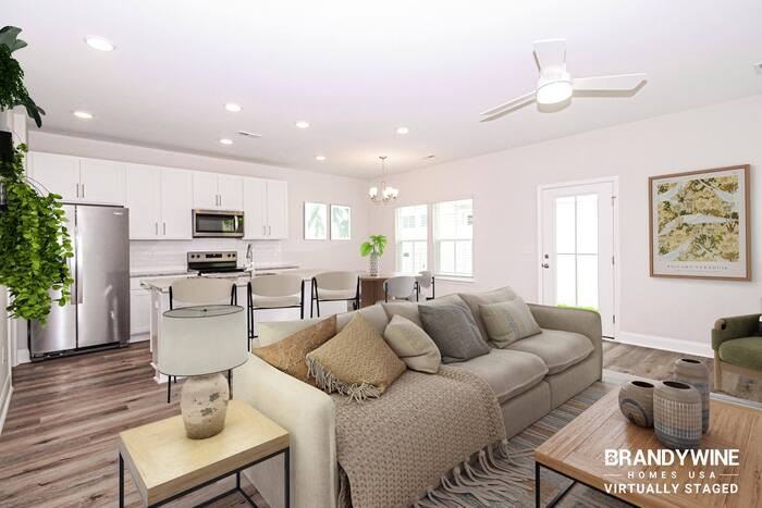 1228 Wildflower Dr - Photo 5 of 48