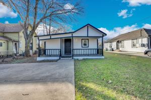 featured image of 418 E Avenue F