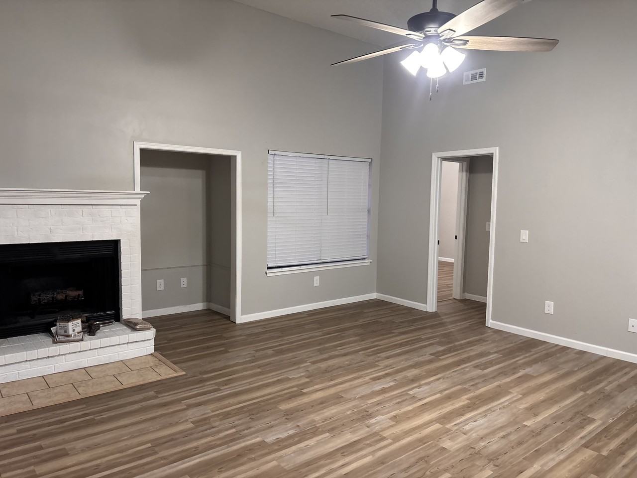 3402 W Center St #NA - Photo 5 of 38