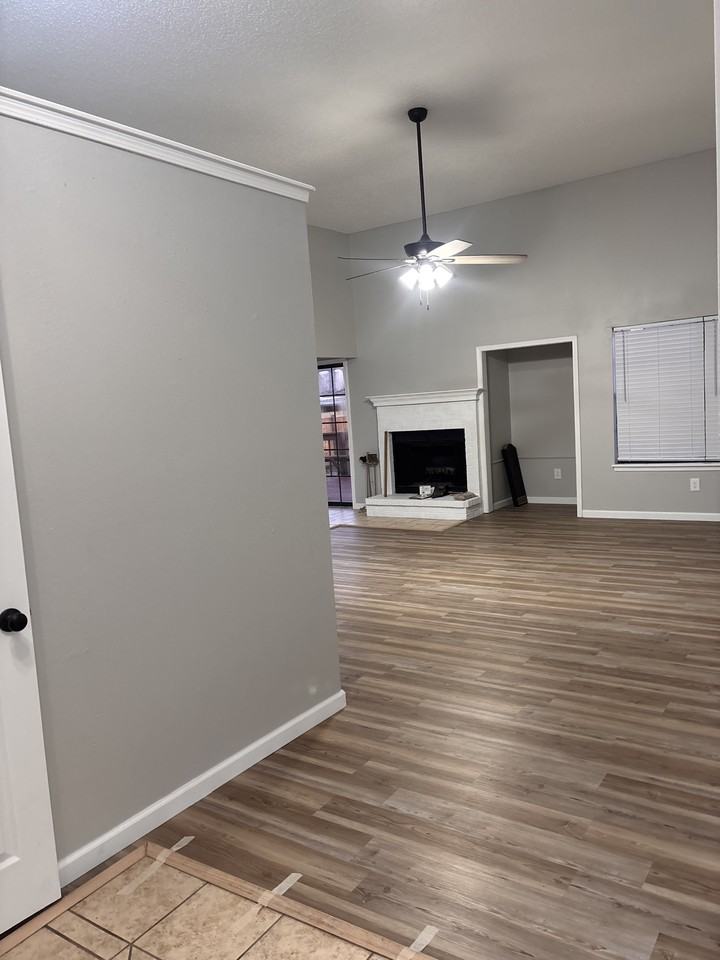 3402 W Center St #NA - Photo 4 of 38