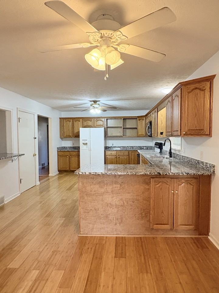 11 Hightower Ct #NA - Photo 4 of 26