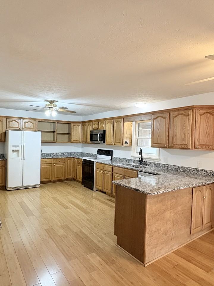 11 Hightower Ct #NA - Photo 5 of 26