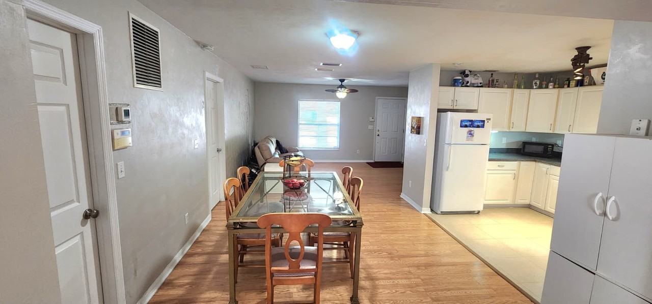 816 Sw 9th St #NA - Photo 6 of 20