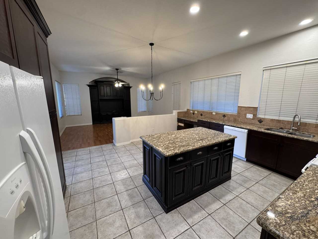 2871 E Melody Ln #NA - Photo 2 of 12