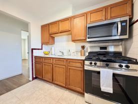 7219 Hampton Ave #2S - Photo 1 of 1
