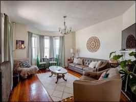 featured image of 14 Carleton St